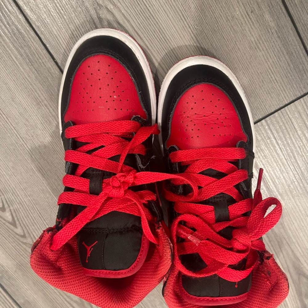 Jordan Kids Red and Black Sneakers